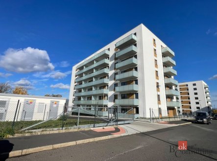 Pronájem bytu, 3+kk, 62 m²