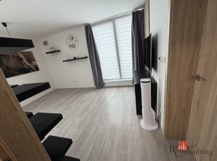 Pronájem bytu, 2+kk, 55 m²