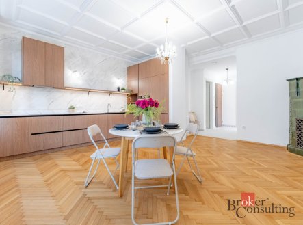 Pronájem bytu, 3+kk, 84 m²