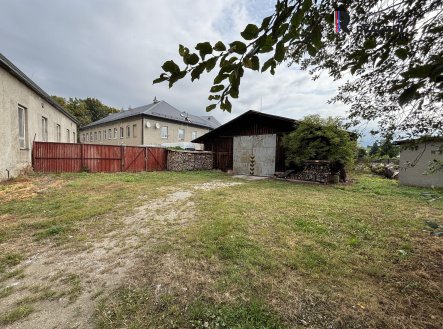 Prodej skladu, 1 585 m²