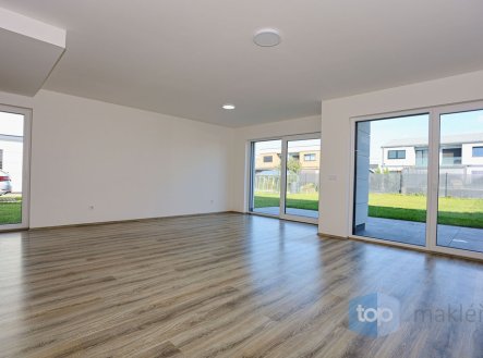 Pronájem domu/vily, 128 m²