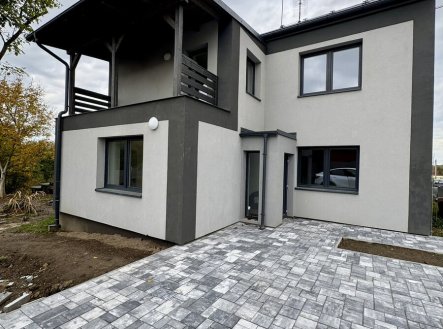 Pronájem domu/vily, 120 m²