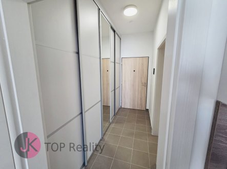 Pronájem bytu, 1+kk, 32 m²