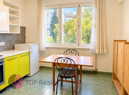 Prodej bytu, 2+1, 61 m²