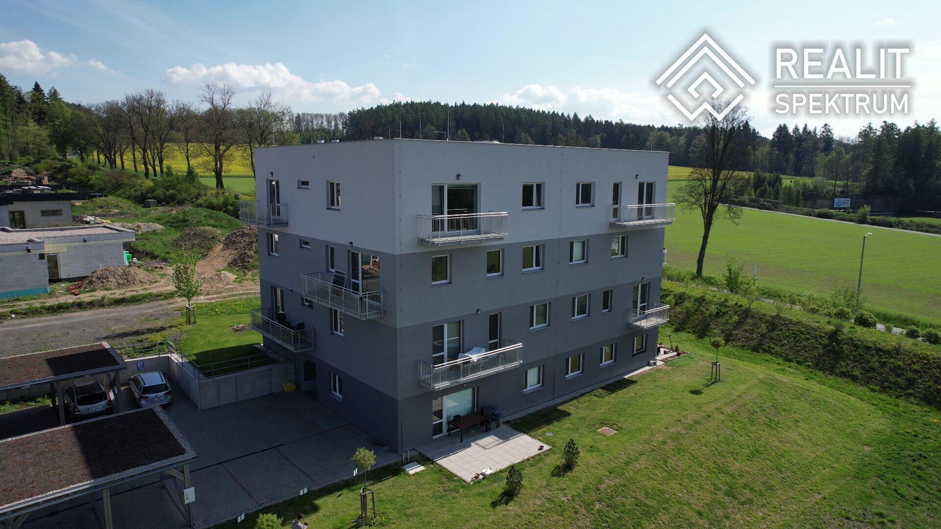 Pronájem bytu 2+kk, 62 m²