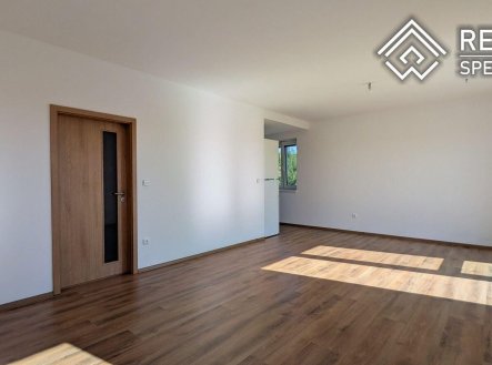 Pronájem bytu, 2+kk, 62 m²