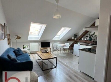 Pronájem bytu, 1+kk, 35 m² obrázek