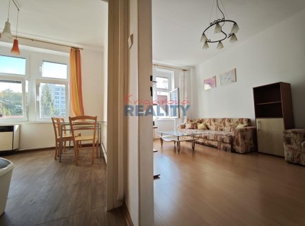 Pronájem bytu, 1+1, 64 m²