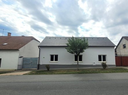 Prodej domu/vily, 100 m² obrázek