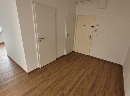 Pronájem bytu, 2+1, 60 m²