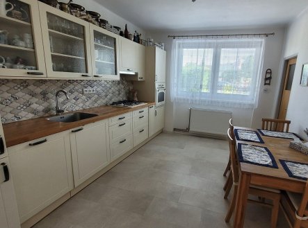 Prodej domu/vily, 180 m²