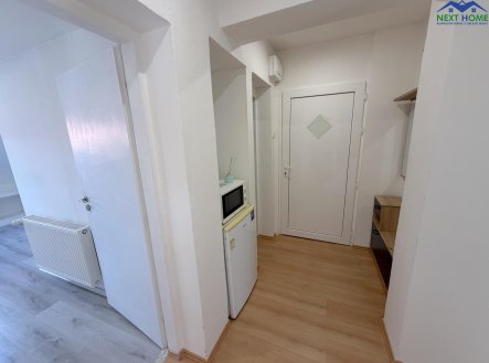 Pronájem bytu, 2+kk, 38 m²