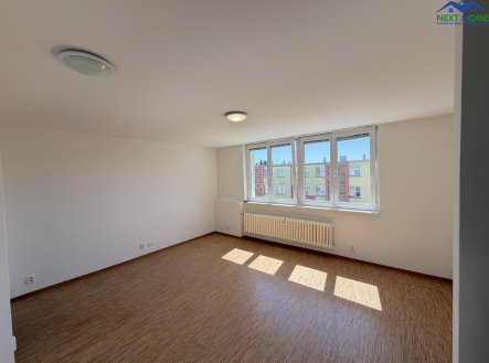 Pronájem bytu, 3+kk, 52 m²