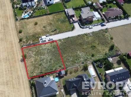 . | Prodej - pozemek pro bydlení, 902 m²