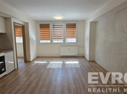 Pronájem bytu, 2+kk, 42 m²