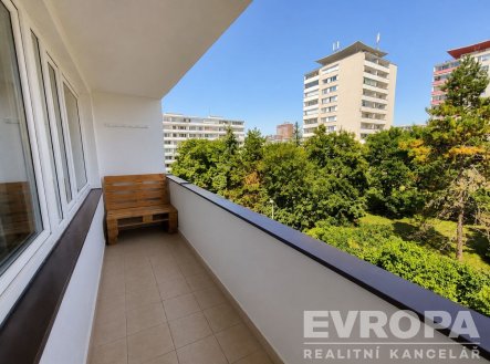Prodej bytu, 3+kk, 66 m²