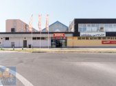 Prodej - komerční objekt, obchodní centrum, 7 702 m²
