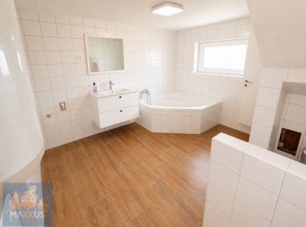 Pronájem bytu, 4+kk, 73 m²
