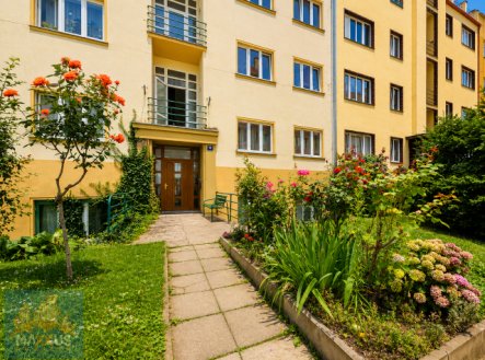 Pronájem bytu, 1+kk, 22 m²