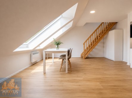 Pronájem bytu, 2+kk, 67 m²