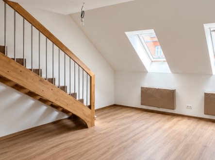 Pronájem bytu, 2+kk, 100 m²
