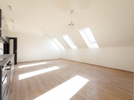 Pronájem bytu, 2+kk, 100 m²