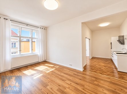 Pronájem bytu, 2+kk, 62 m²