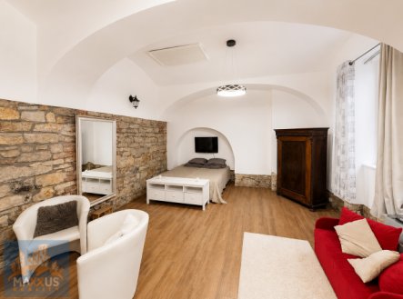 Pronájem bytu, 1+1, 49 m²