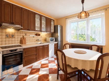 Pronájem bytu, 3+1, 90 m²