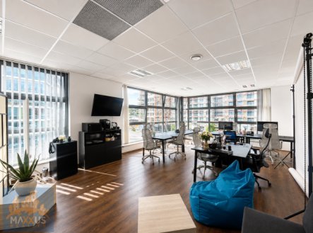 Pronájem kanceláře, 52 m²
