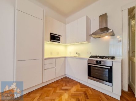 Pronájem bytu, 3+kk, 84 m²