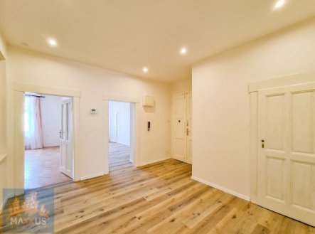 Pronájem bytu, 3+kk, 84 m²