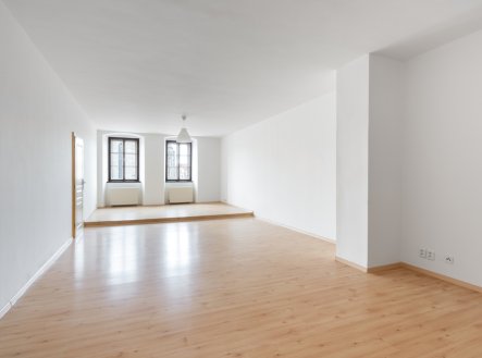 Prodej nájemního domu, 606 m²