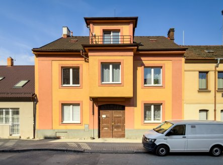 Prodej nájemního domu, 310 m²
