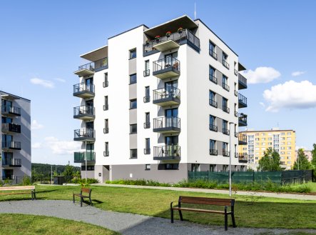 Pronájem bytu, 1+kk, 114 m²