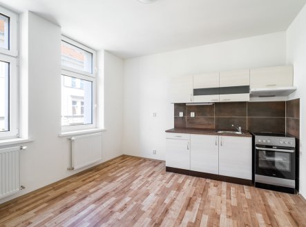 Pronájem bytu, 2+kk, 42 m²