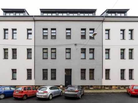 Pronájem bytu, 2+kk, 42 m²