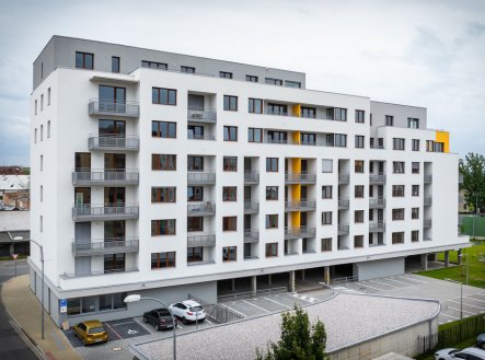 Pronájem bytu, 3+kk, 76 m²