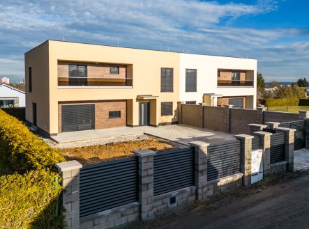 Pronájem domu/vily, 179 m²
