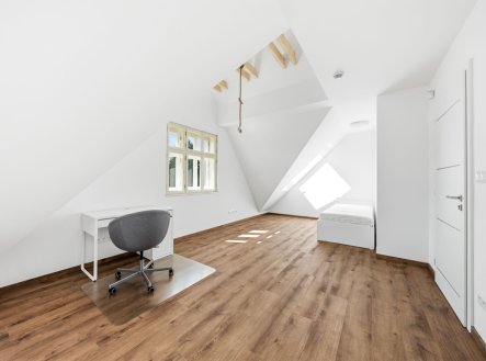 Pronájem bytu, 2+1, 60 m²