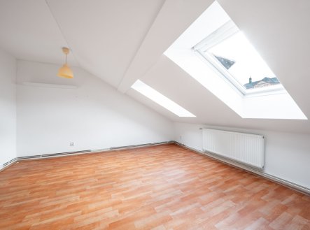 Pronájem bytu, 1+1, 37 m²