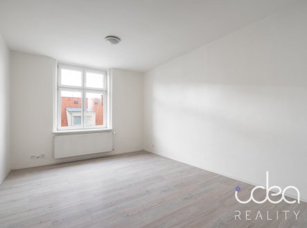 Pronájem bytu, 1+1, 35 m²