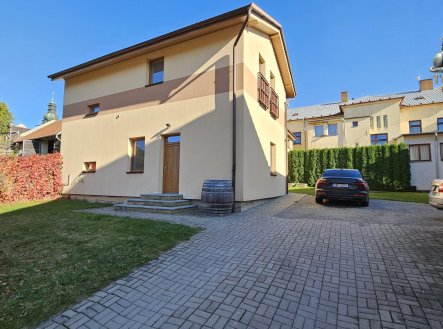 Prodej domu/vily, 237 m²
