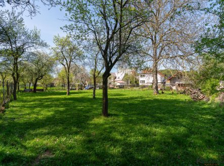 Prodej pozemku pro bydlení, 1 068 m²