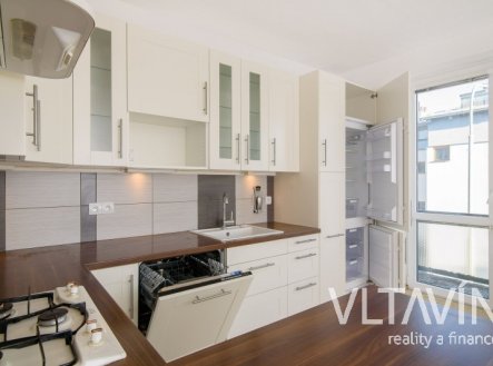 Pronájem bytu, 3+kk, 60 m²