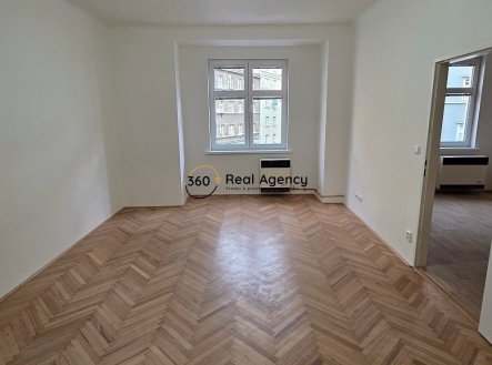 Pronájem bytu, 1+1, 49 m²