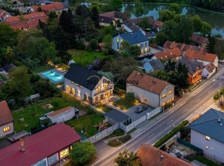 Prodej pozemku pro bydlení, 1 418 m²