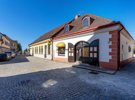 Prodej obchodní prostory, 390 m²