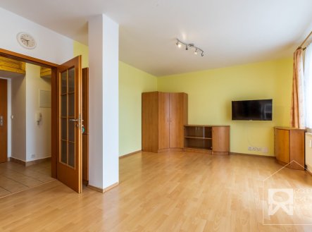Pronájem bytu, 1+kk, 39 m²