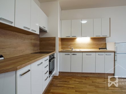 Pronájem bytu, 2+kk, 63 m²